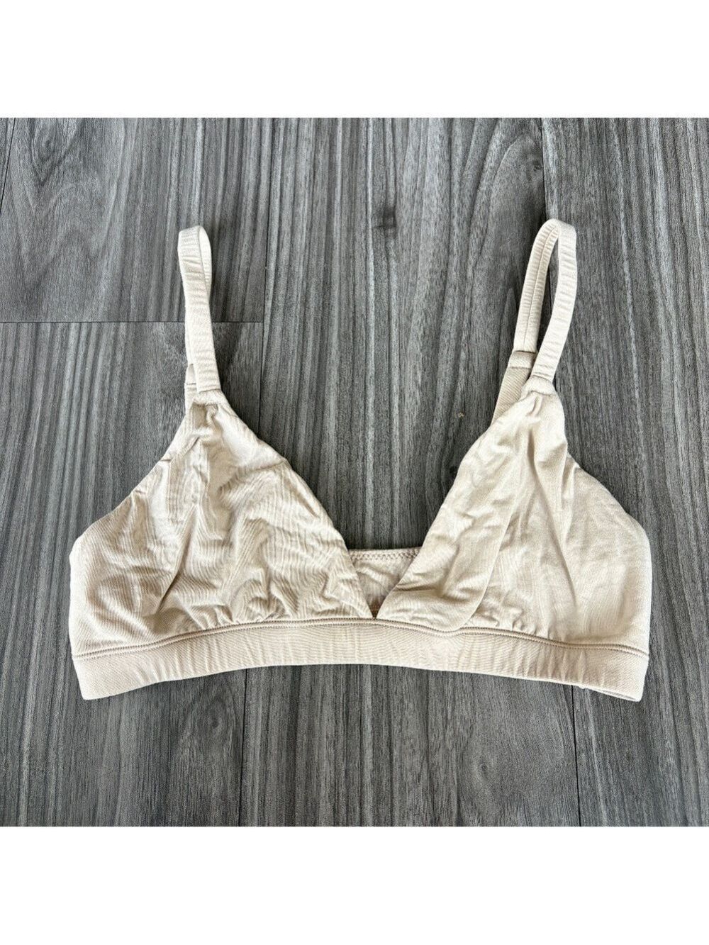 Skims Womens Nude Triangle Bralette in Nude - Picture 3 of 3